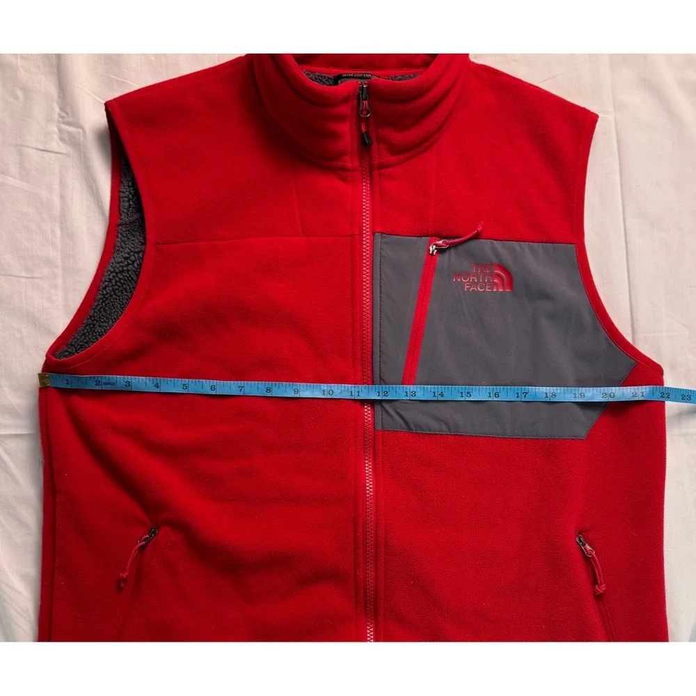The North Face Mens Red Full Zip chimborazo Fleece Vest Grey Trim Large